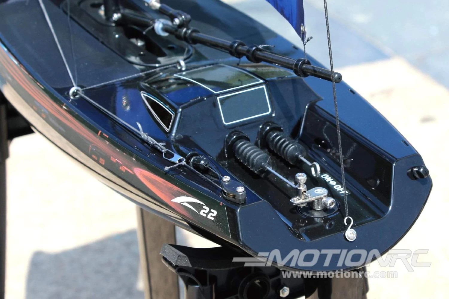 Bancroft Orion V2 465mm (18.3") Sailboat - RTR - Image 10