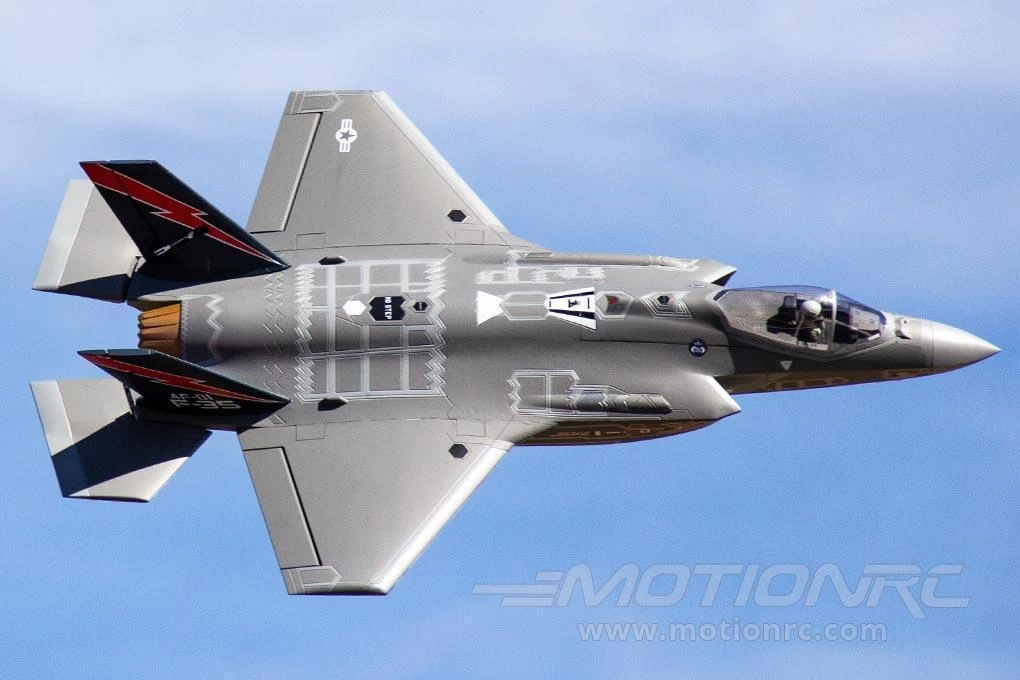 Freewing F-35 Lightning II V3 70mm EDF Jet - ARF PLUS - Image 4