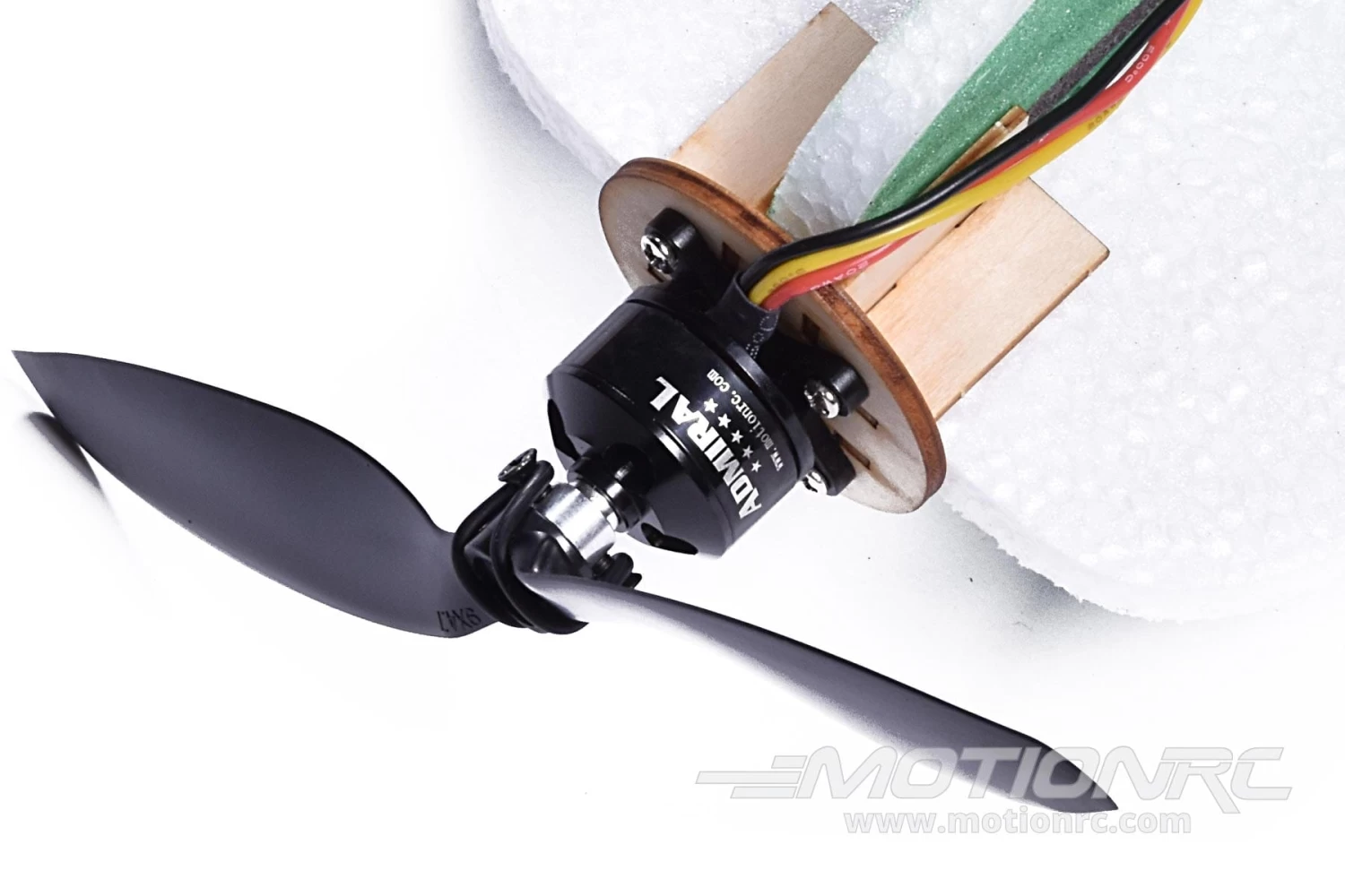 Skynetic Piaget II 3D 822mm (33.2") Wingspan - ARF BUNDLE - Image 11