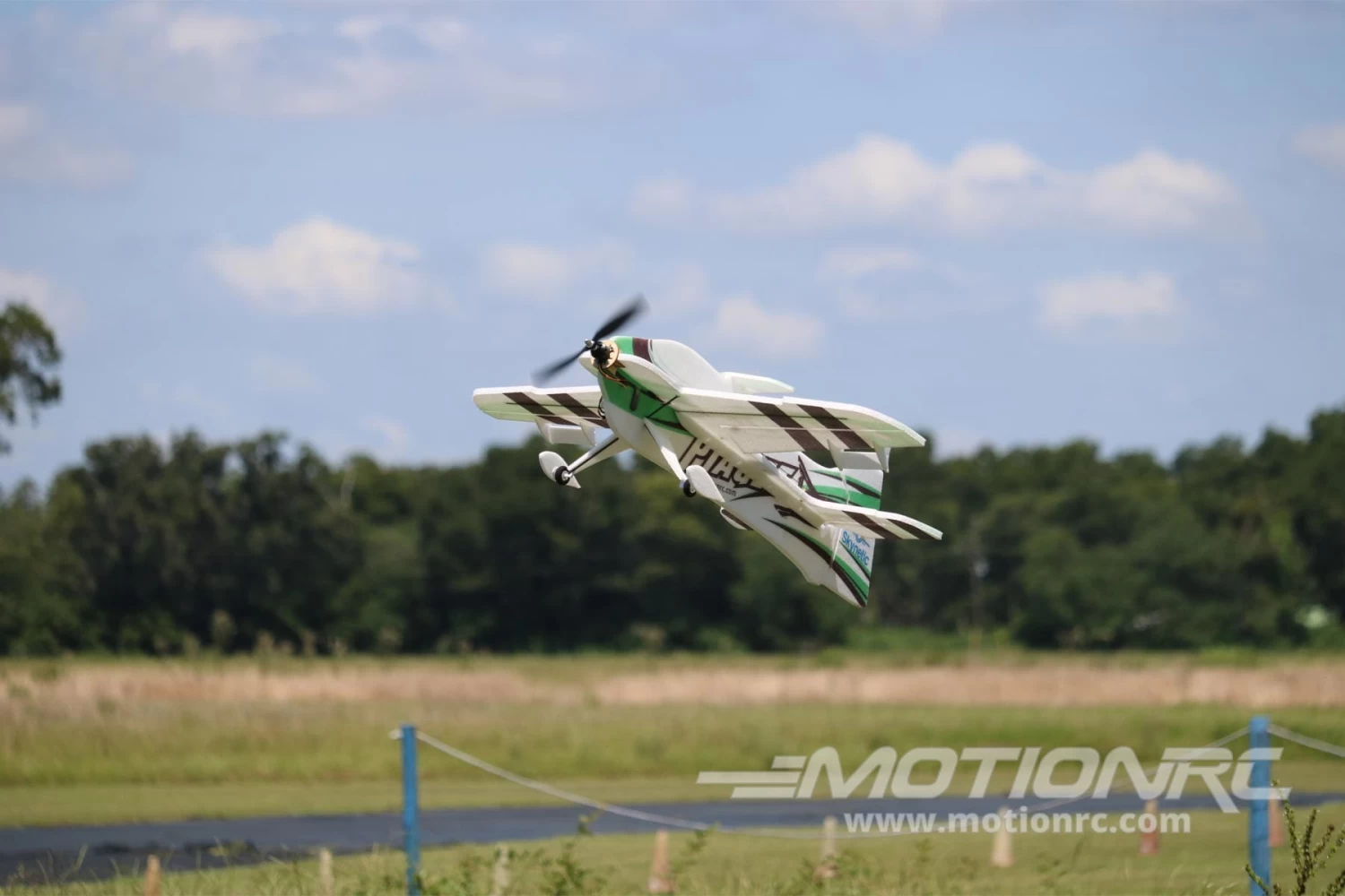 Skynetic Piaget II 3D 822mm (33.2") Wingspan - ARF BUNDLE - Image 6