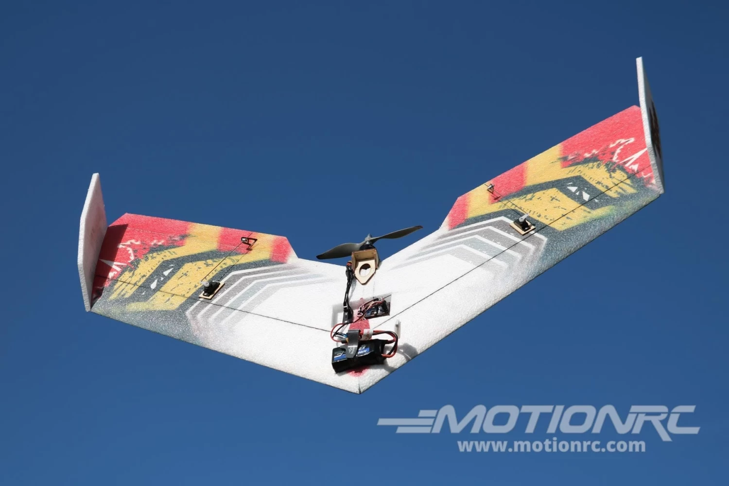 Skynetic Popwing Black 900mm (35.4") Wingspan - ARF BUNDLE - Image 3